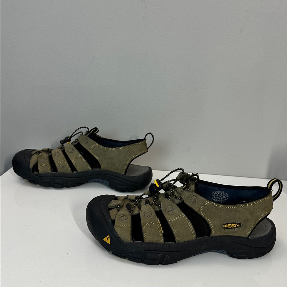 Keen Waterproof Newport H2 Mens Green Sandals Size 11.5 - Picture 3 of 16